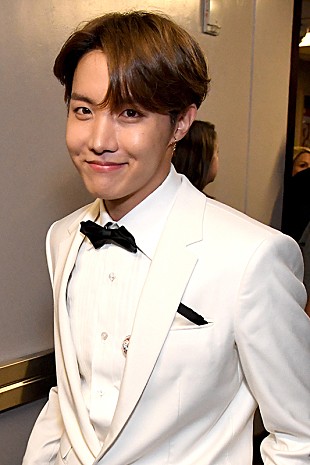 「BTSのJ-HOPE、7月開催の【ロラパルーザ】にヘッドライナーとして出演」