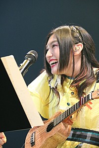 小林歌穂（エビ中）、7回目の生誕ソロライブでウクレレ弾き語り初