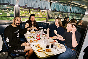 「ドライ・クリーニング、2ndアルバム『Stumpwork』完成＆新曲「Don't Press Me」のアニメMV解禁」