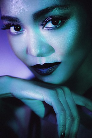 「Crystal Kay×Daichi Yamamotoの共作曲「Gimme Some」配信リリース」