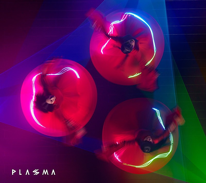 Perfume「アルバム『PLASMA』完全生産限定盤」4枚目/6