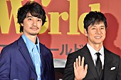 「斎藤工、西島秀俊に「この間まで地球を守っていたのに…」　「この作品では車も運転してくれています」」1枚目/1