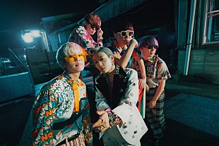 「OdAkEi×SARUKANI、コラボシングル「9 Lives」配信リリース」