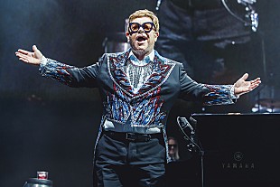 「エルトン・ジョン、ハイムやリンダ・リンダズのような女性アーティストが“最高の音楽を作っている”と語る」