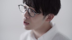 「川崎鷹也、玉置浩二「メロディー」のカバーを配信スタート＆MV公開」