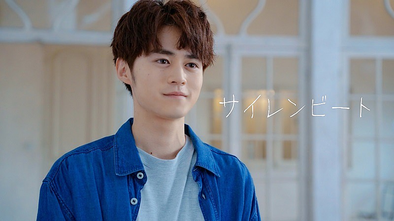 「鈴木鈴木×SUZUKI「ワゴンRスマイル」、鈴鹿央士が出演する新曲「サイレンビート」コラボMV公開」1枚目/4