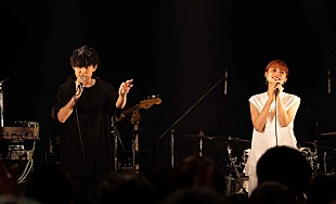 「足立佳奈×Tani Yuukiのコラボ曲「ゆらりふたり」のライブMVが公開」