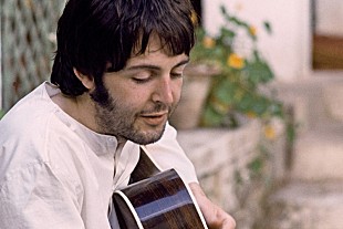 「ザ・ビートルズ“ホワイト･アルバム”秘話(2)：「Ob-La-Di,Ob-La-Da」誕生初期の様子とポールの素顔とらえた写真解禁＜『ミーティング・ザ・ビートルズ・イン・インド』より＞」