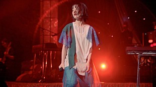 「TOMOO、ワンマンライブ【Estuary】より「オセロ」ライブ映像公開」