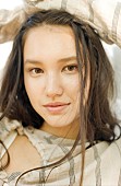 Hana Hope「Hana Hopeが2ndシングル『きみはもうひとりじゃない』発表、作詞は加藤登紀子／作編曲は江崎文武」1枚目/2