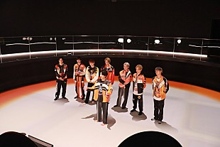 「超特急、新メンバーの担当カラー発表＆「宇宙ドライブ」新VerのMV公開」