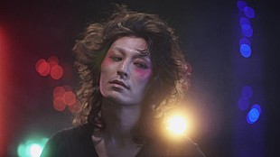 「ドレスコーズ、AL『戀愛大全』ポップアップショップ期間限定オープン決定」