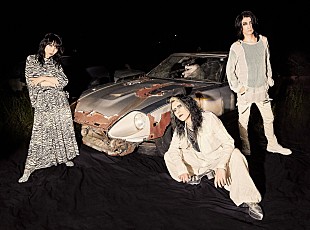 「Boris、結成30周年を記念した展示を開催」