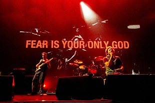 「レイジ・アゲインスト・ザ・マシーンのティム・コマーフォード、前立腺がんを公表」