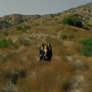 「パラモア、新曲「The News」MV公開＆ニューAL『ディス・イズ・ホワイ』トラックリスト解禁」