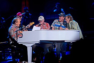 「ザ・ビーチ・ボーイズ、グラミー・トリビュート・ライブに豪華アーティストが出演決定」