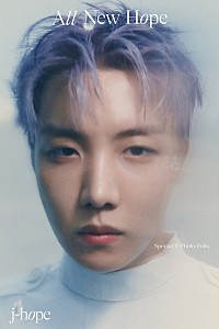 BTSのJ-HOPEがロングヘアも披露、写真集プロジェクト「Special 8 Photo