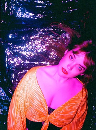 「アンナ・ワイズ、ニューアルバム『Subtle Body Dawn 』リリース」