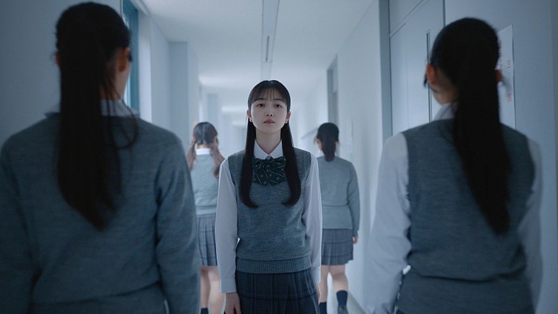 乃木坂46、新曲「人は夢を二度見る」MVで希望を描く | Daily News