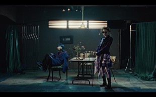 「ジェニーハイ×yamaのコラボ楽曲「モンスター」MV公開、中嶋イッキュウ＆川谷絵音がアクションに挑戦」