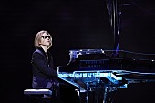 YOSHIKI「YOSHIKI、坂本龍一を偲んで「戦場のメリークリスマス」演奏」1枚目/8