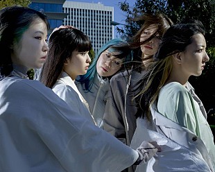 「mzsrz、生駒里奈主演のドラマ『にがくてあまい』主題歌に決定」