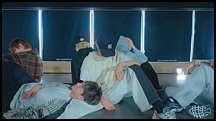 「BE:FIRST、計算されたカメラワークの新たな「Smile Again」ダンスプラクティス動画を公開」