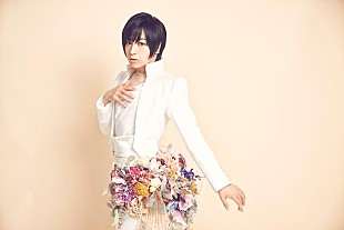 「蒼井翔太、最新アー写＆ライブ映像作品ジャケ写公開」