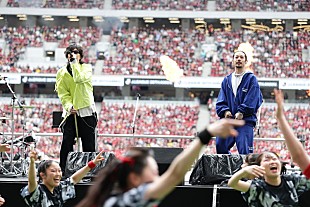 「RADWIMPS×ZORN、Jリーグ30周年記念アンセムを国立競技場で初披露」