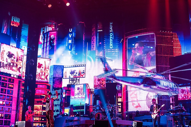 ONE OK ROCKが計40万人を動員したドームツアー完走、東京ドーム公演のライブ配信も決定