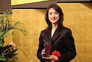 「天海祐希「菊田一夫演劇賞」を受賞　「舞台の可能性をたくさん感じることができました」」