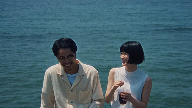 山下達郎、夏のポップソング「Sync Of Summer」MVで描く“海辺で