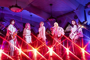 「East Of Eden、バイオリニスト・Ayasaを中心とした女性ミュージシャンが集結＆シングル「Evolve [Extended Version]」配信リリース」