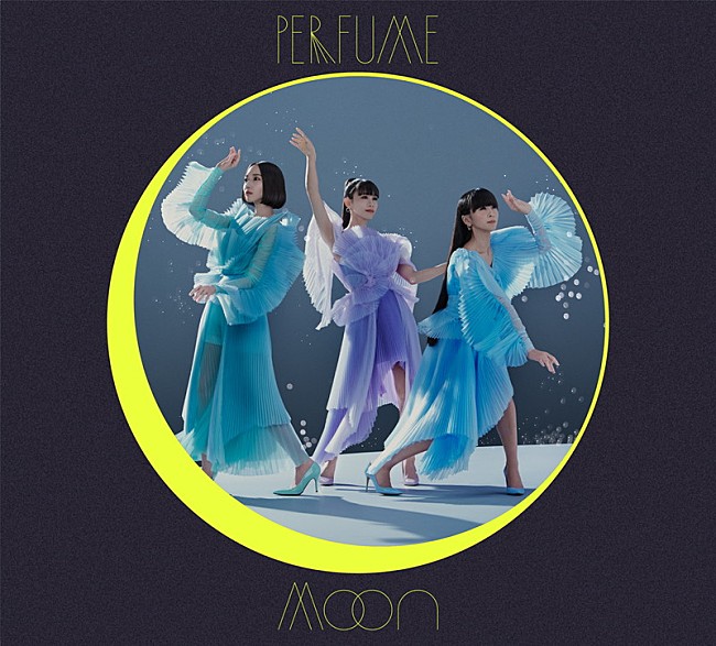 Perfume「Perfume シングル『Moon』初回限定盤」2枚目/3