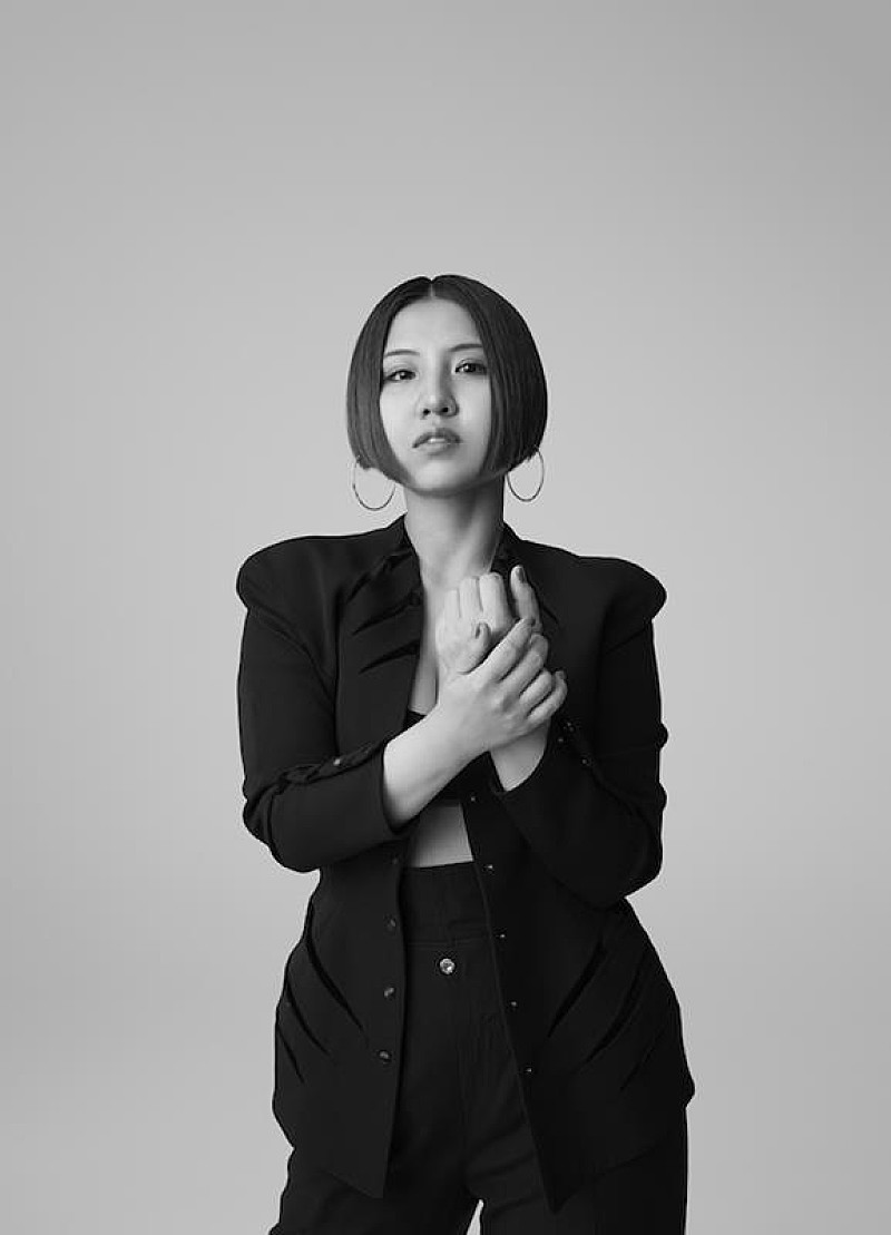 阿部真央、新レーベル初リリースとなる新曲「I've Got the Power」配信