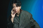 星野源「星野源、ギター1本で披露した「地獄でなぜ悪い」日本武道館ライブ映像公開」1枚目/1