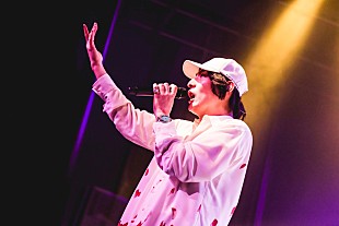 「ビッケブランカ、新曲「Snake」初披露したFM802リスナー無料招待ライブ公式レポ到着」