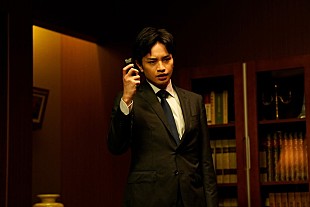 「中島健人が大事件に挑む、映画『おまえの罪を自白しろ』場面写真6枚解禁」