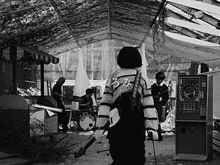 「chilldspot、mabanuaプロデュースの新曲「まどろみ」MV公開」