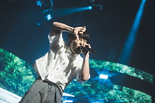 「UVERworld×『青の祓魔師』4度目のタッグ、新曲が2024年アニメのオープニングテーマに」