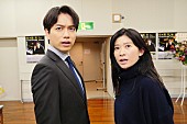 「「ハイエナ」“凛子”篠原涼子と“怜”山崎育三郎が大接近？ 　ラストの意外な展開に「来週が待ち遠しい」の声」1枚目/1