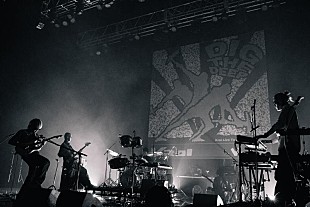 「Kroi、開催中の対バンツアーより新曲「Hyper」ライブ映像公開」