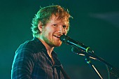 エド・シーラン「エド・シーラン、50セントのロンドン公演で「Shape of You」披露」1枚目/1