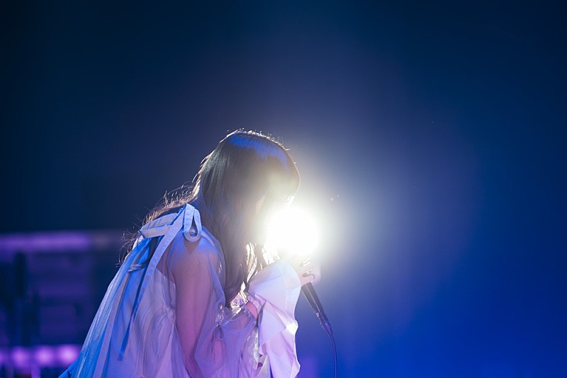 ライブレポート＞Aimer、「いつも“あなた”に歌っているからね」5年ぶり ...