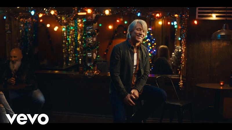 ボン・ジョヴィ「ボン・ジョヴィ、オリジナル・クリスマス曲「Christmas Isn’t Christmas」のMV公開」1枚目/2