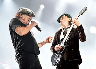 AC/DC「AC/DC、「Back in Black」MVの再生数が10億回突破」