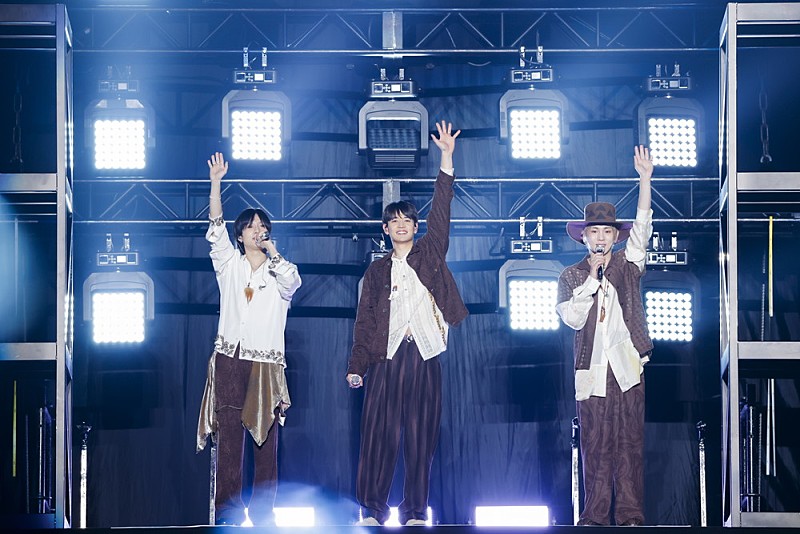 SHINee「SHINeeの6年ぶりドーム公演が終幕、メンバーもシャヲルも感涙」1枚目/9