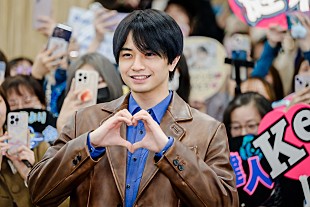 「「リビ松」主演の中島健人が、台湾で初イベントを開催し感激 「時間が許されるなら1人1人にハグしてあげたい」」