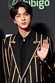 JIN「BTSのJIN、【2024年パリ五輪】で聖火ランナーを務めることが決定」1枚目/1