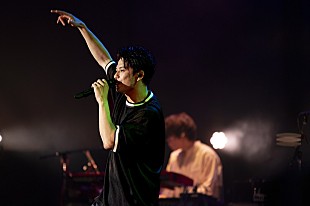 MORISAKI WIN「＜ライブレポート＞MORISAKI WINが提示する“MODULATION”とは、東阪ツアーが開幕」